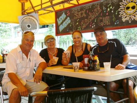 Cruz_Bay_beach_bar_with_Rob_and_Melisa.JPG